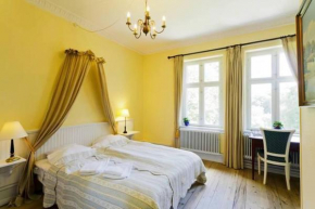 Liselund Ny Slot Hotel, Borre
